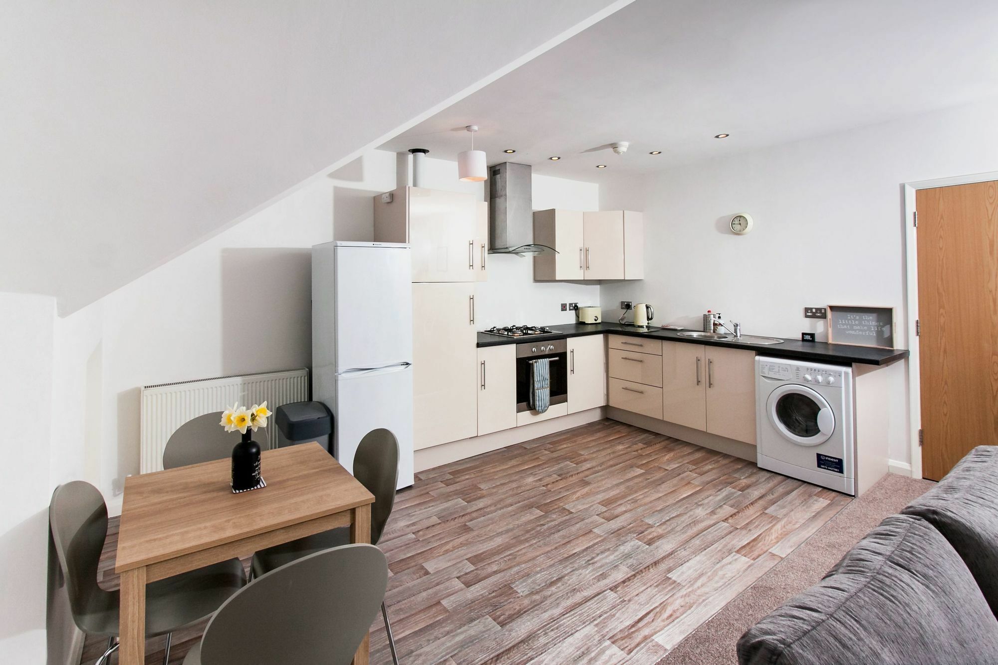 Cwrt Sofia Appartement Cardiff Buitenkant foto